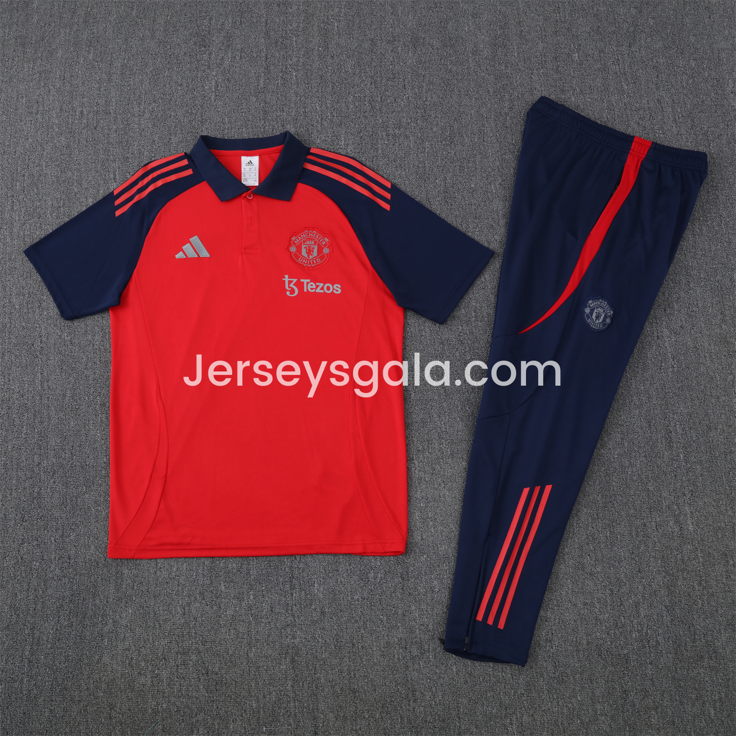 Manchester United 25-26 POLO Short-Sleeve Training Set - Red Top and Deep Blue Pants - JerseysGala